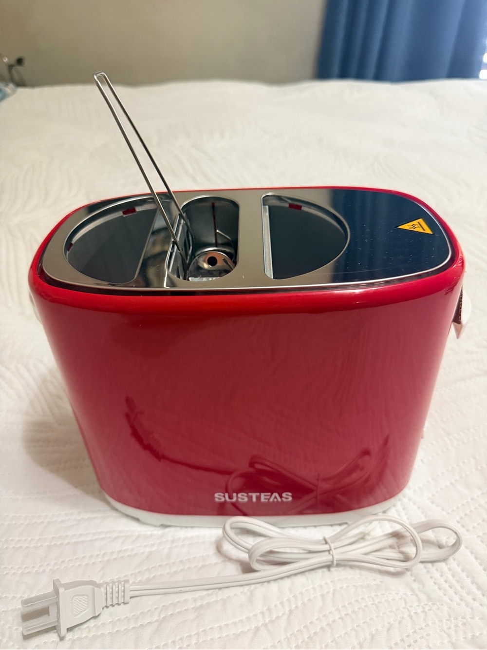 Red Portable Electric Kettle - Compact Travel Water Heater
